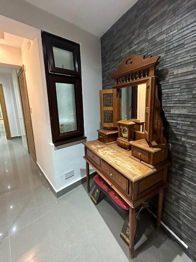Relaxing Room In Spacious House Londra Dış mekan fotoğraf